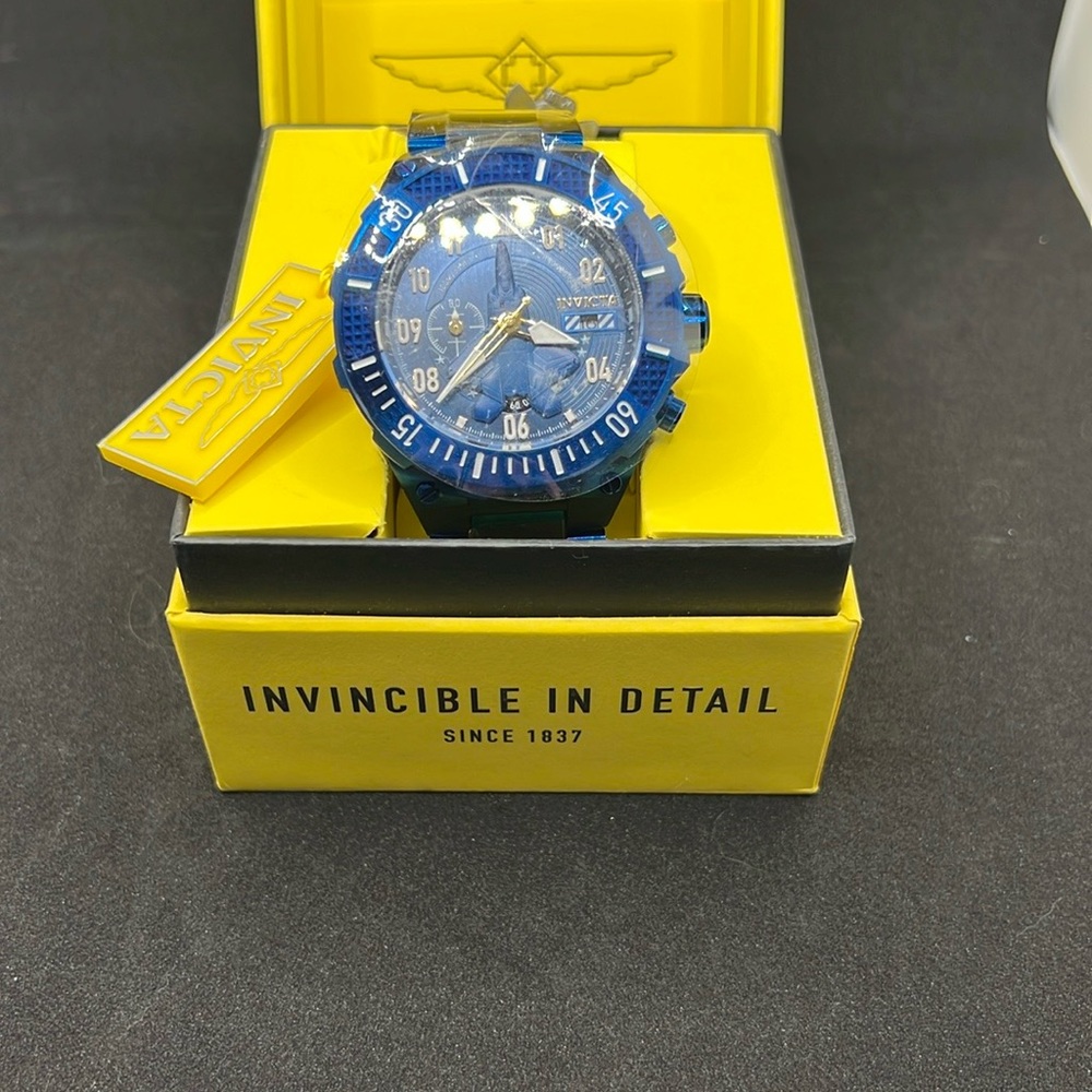 Invicta Aviator Mens - Picture 2 of 11